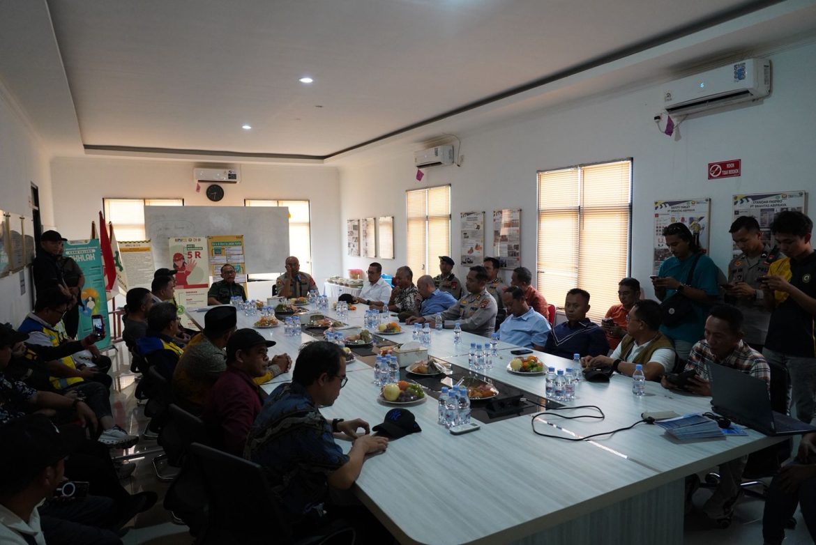 Polri Hadir untuk Pembangunan: Kapolda Sulbar Kawal Proyek Strategis Nasional di Sulbar