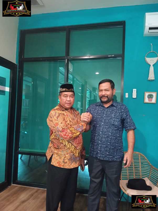 DUA PIMPINAN MACAN ASIA INDONESIA BERSATU UNTUK INDONESIA: GARUDA MENGANGKASA, MACAN MENGAUM DI BUMI TEUKU UMAR.