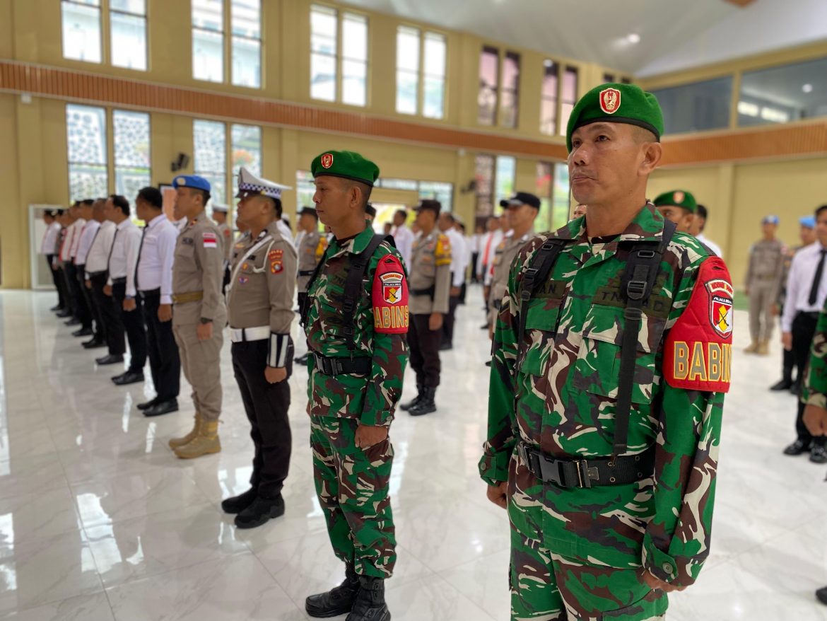 Reward Bagi yang Berjasa: Kapolda Sulbar Tegaskan Komitmen Profisionalisme dan Integritas