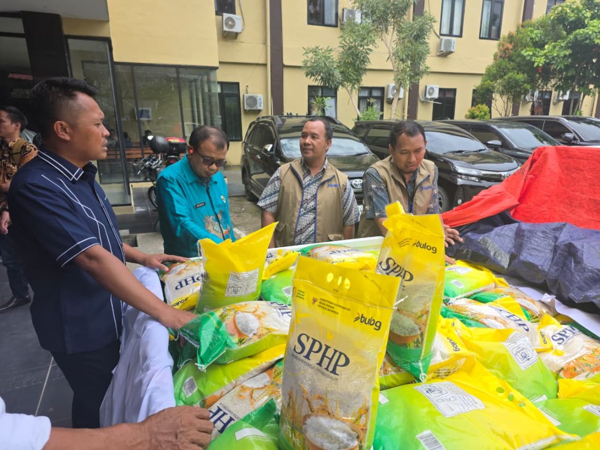 Sinergi Polda Sulbar, Bulog, dan Dinas Ketahanan Pangan Tekan Inflasi Lewat Gerakan Pangan Murah