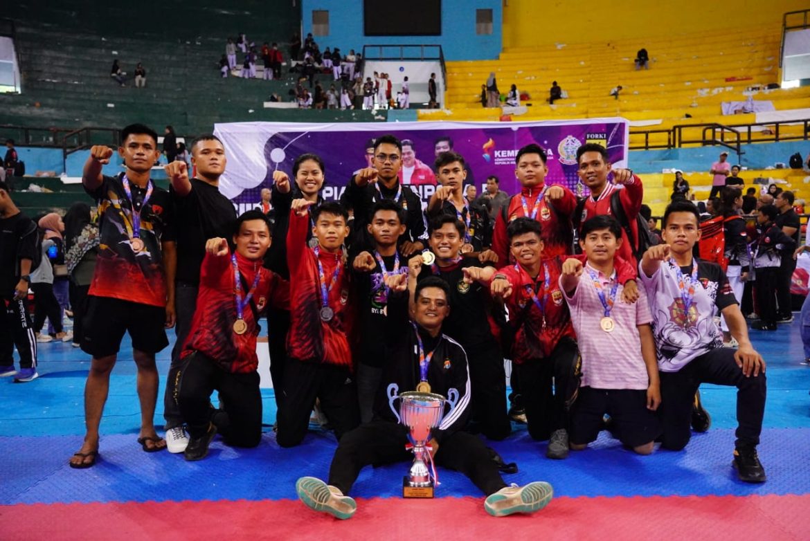 Performa Perkasa, Polda Sulbar Raih 20 Medali pada Kejuaraan Karate Piala Menpora 2025