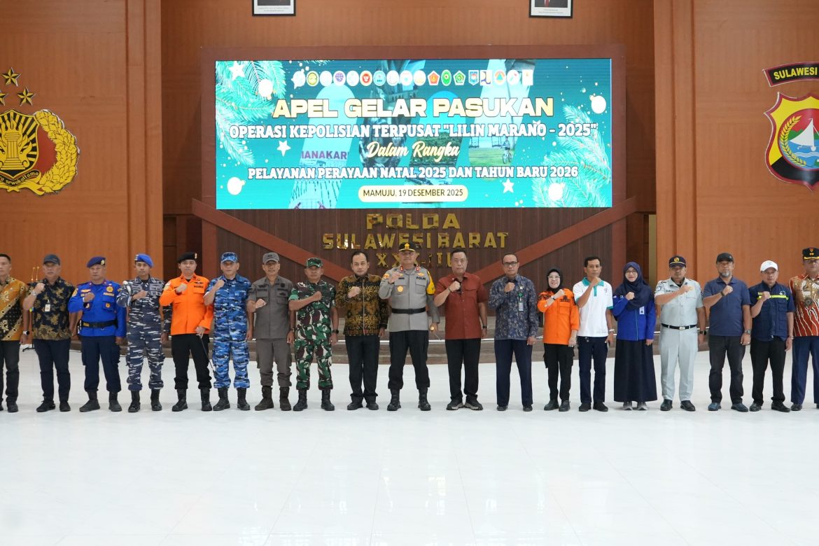 Apel Gelar Pasukan Ops Lilin Marano, Tandai Pelayanan Nataru 2025, Kapolda Sulbar: Jamin Layanan Menyeluruh