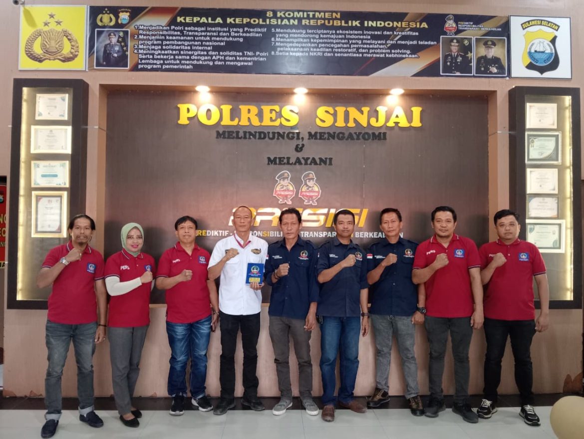 Sinergi Tanpa Sekat! Cara Humas Polres Sinjai Gandeng Media Dapat Acungan Jempol, AMJI-RI” beri penghargaan.