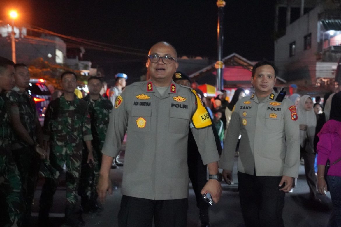 Kapolda Sulbar Turun Langsung Pantau Posko Tepadu Ops Lilin, Jamin Keamanan Malam Puncak Tahun Baru