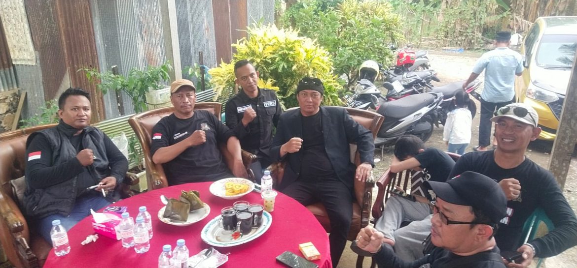 Indahnya Kebersamaan, Ketua Intelijen news Safril. SH, Beserta Anggota Sambangi Biro Pangkep