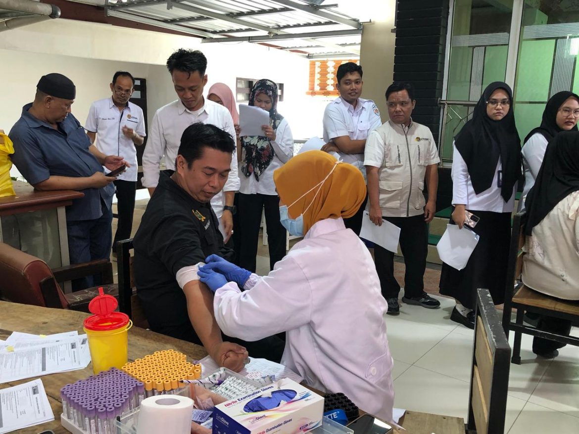 Kantor Pertanahan Kabupaten Wajo Gelar Medical Check Up bagi Seluruh Pegawai