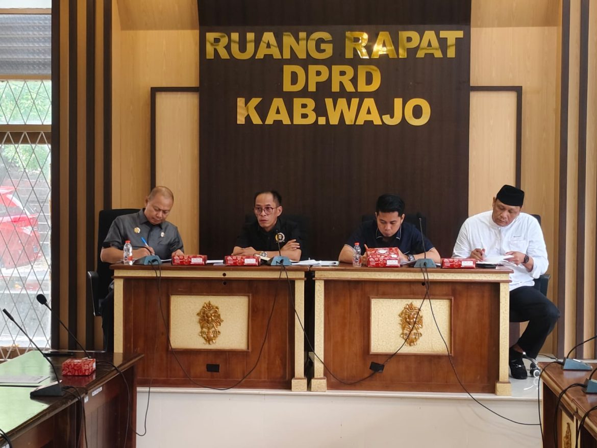 Perjuangkan Keberlangsungan Media Lokal, DPRD Wajo Tampung Aspirasi Wartawan dalam RDPU