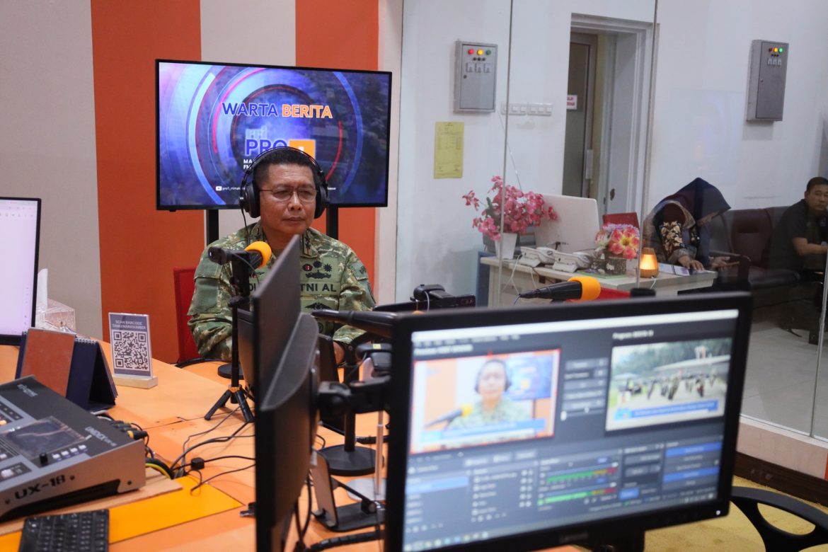 Tak Seperti Berbicara di Depan Prajurit, Dankodaeral VI Akui Dumba-Dumba Saat Berbicara di Depan Mikrofon RRI