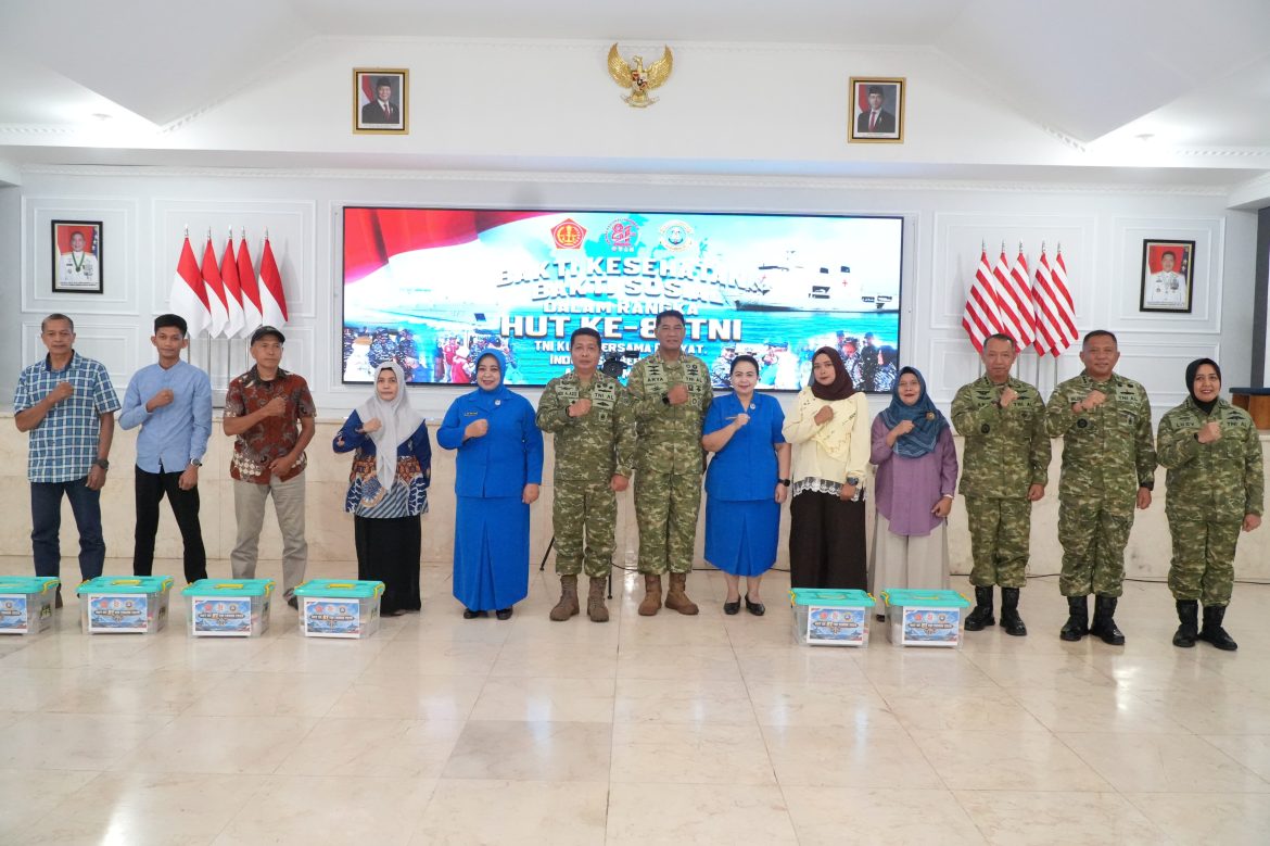 Kodaeral VI Gelar Baksos dan Bakkes HUT Ke-81 TNI, Hadirkan Layanan Kesehatan Gratis bagi Warga Makassar