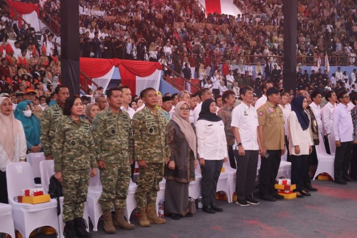 Komandan Kodaeral VI Hadiri Peringatan 1 Tahun Sekolah Rakyat dan Sumpah Pemuda di GOR Sudiang Makassar